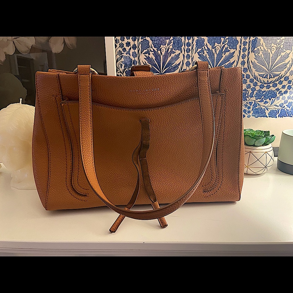 Purchase just last August. Just never really jelled with it.